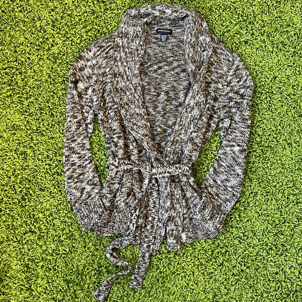 Women’s cardigan sweater